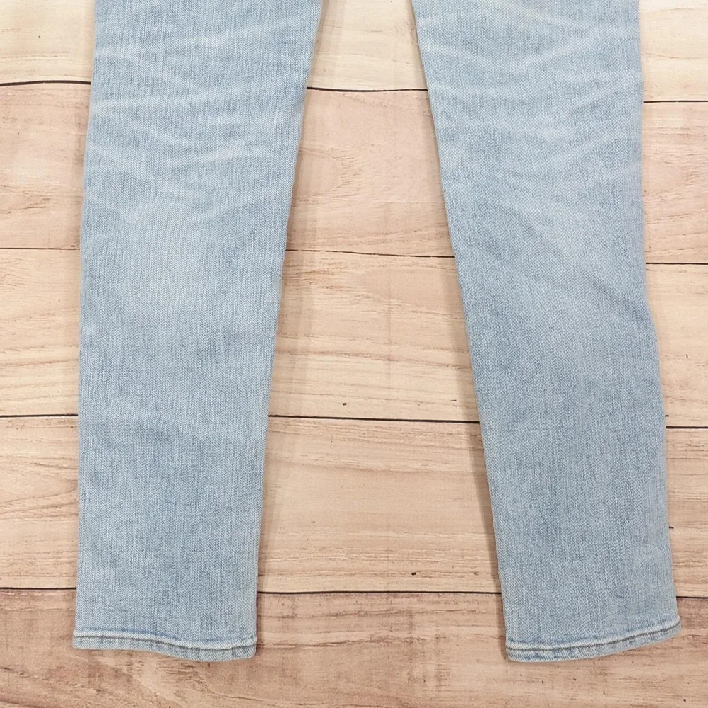 American Eagle Jeans Mens 28x32 Blue Light Wash Airflex+ Temp Tech Skinny Denim